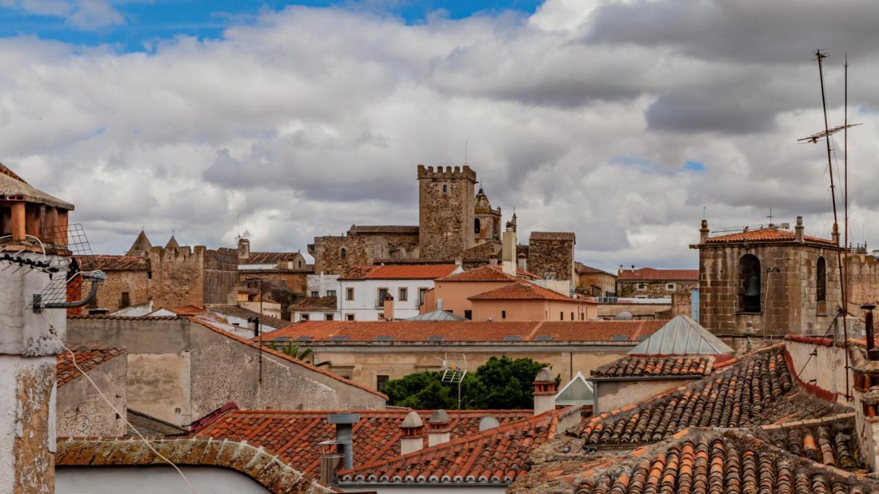 ParrApartamentos Cáceres Esterno foto
